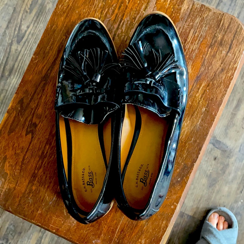 Bass Co black patent leather loafers size 9